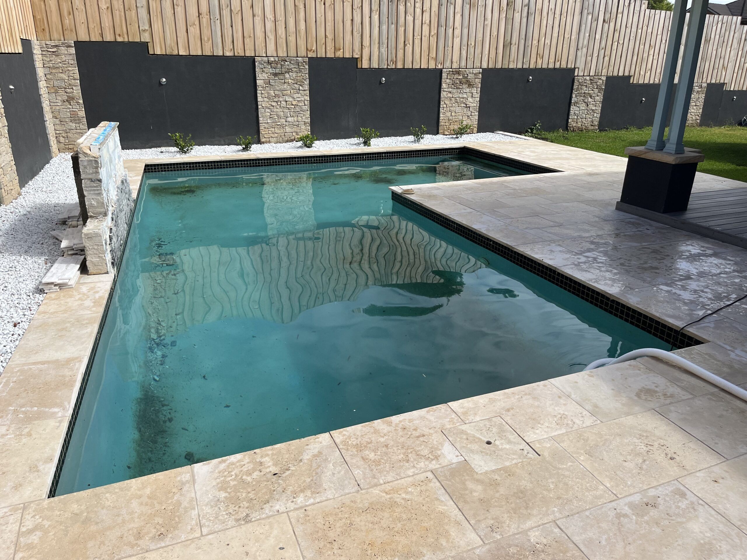 projects images before