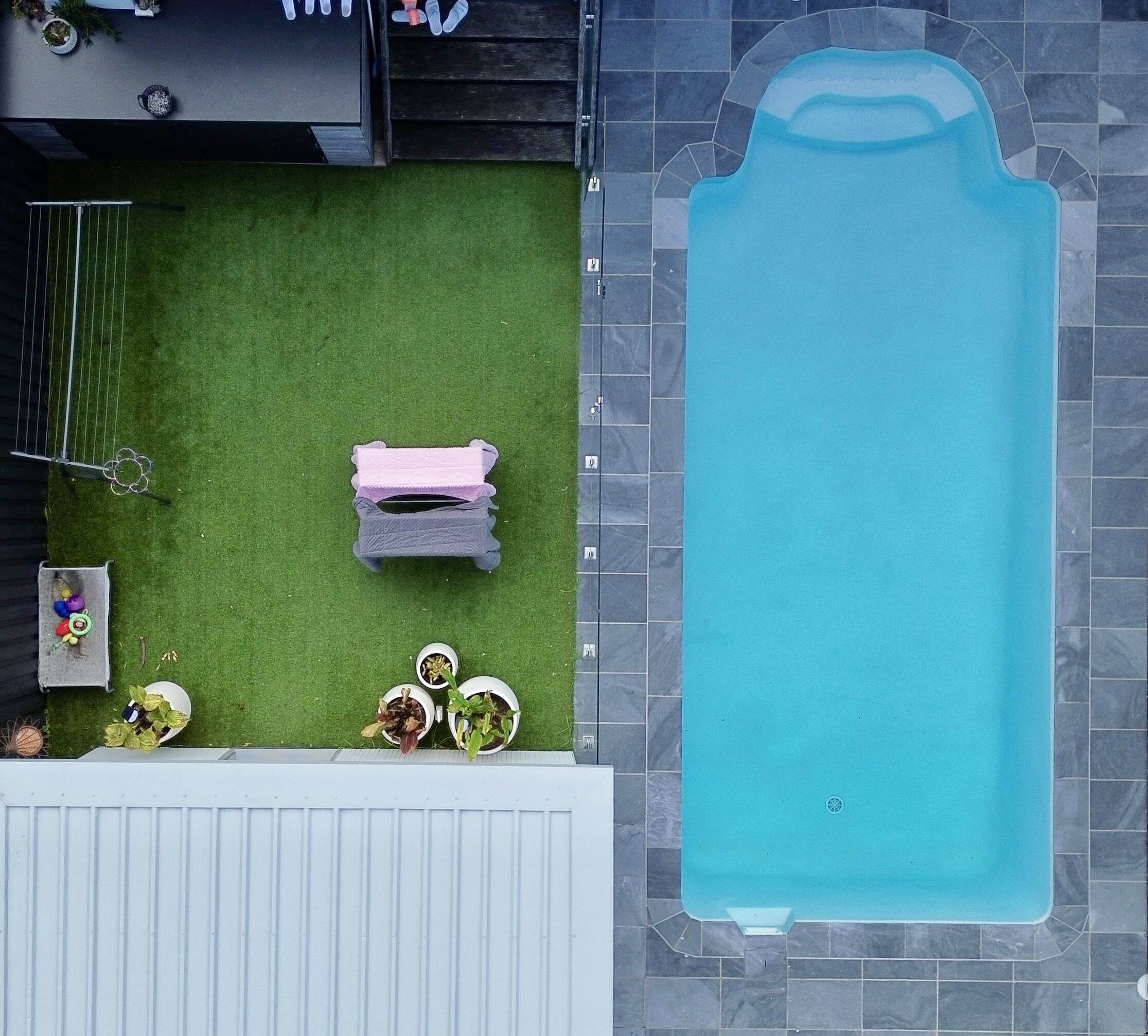 projects images before