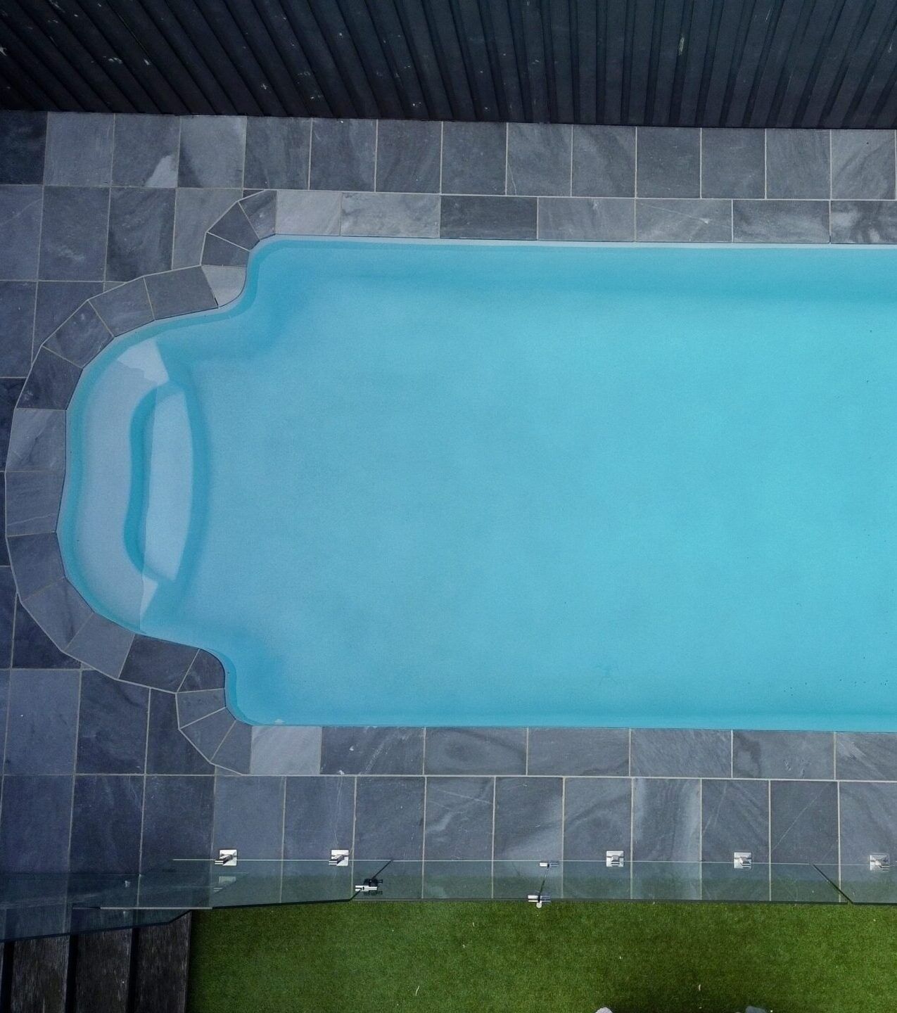 projects images after